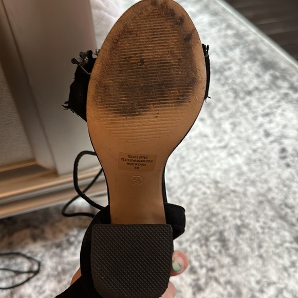 Black lace up block sandal - Picture 3 of 4